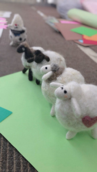 羊さんがいっぱい 羊毛フェルトイベント 通信制高校 サポート校のトライ式高等学院 宇都宮校のブログ