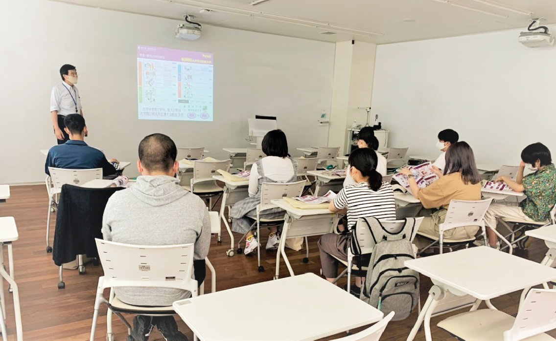 地元の大学へ見学ツアー