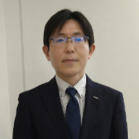 住谷亘