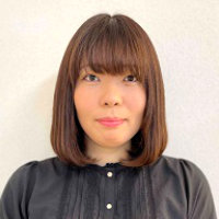 山本麻衣子