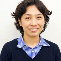 鴻山智子