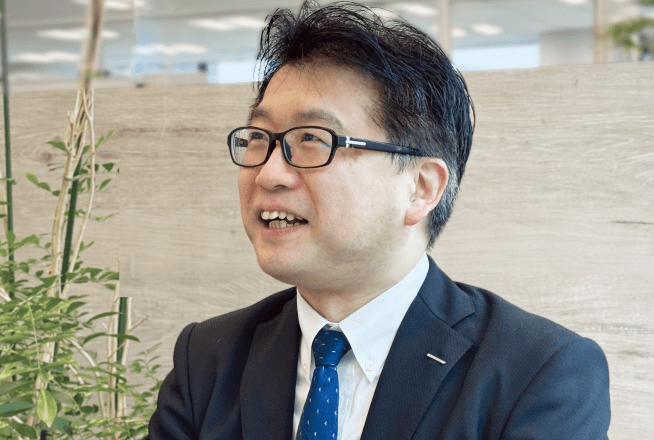 インタビューに答える木村 隆広