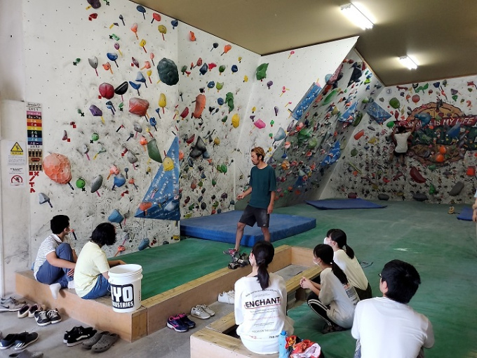 2020-09-23-14-22-49-823