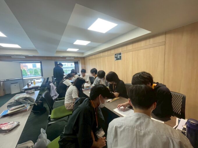 チューターの方々に質問したり、演習問題をしたりできる自習時間