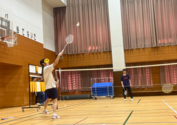 【部活】スポーツ部 今回はバドミントン🏸・卓球🏓（26年5月）バドミントンの様子
