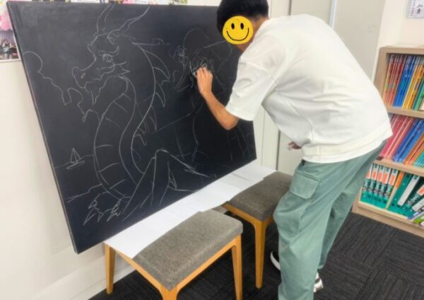 【アート】🎨「海、いいなぁ」を絵に。夏のウェルカムボード紹介🌊✨